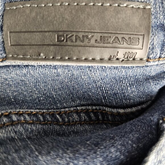 DKNY Ludlow Denim High Waist Blue Bermuda Jean Shorts - Picture 10 of 11